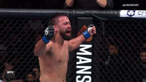 Ryan Roberts (mixed martial artist) .